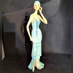 Broadway Belles Resin Figurine in Turquoise